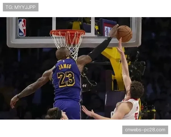 湖人112-108加时逆转火箭，系列赛3-0领先